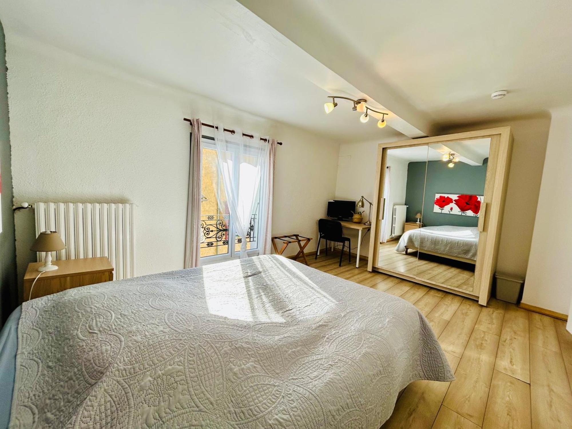 Hotel Restaurant La Forge กาสเตลลาน ภายนอก รูปภาพ